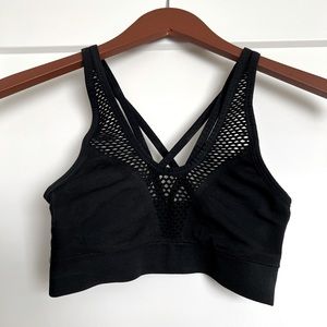 Victoria’s Secret Sports Bra Size Small Black